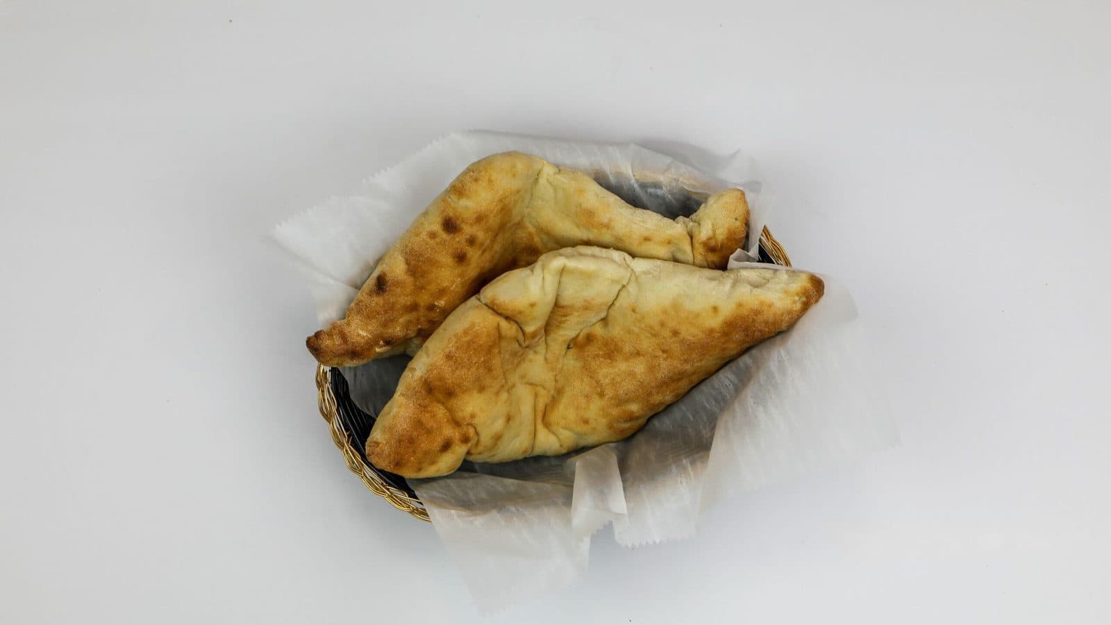 Fresh samoon bread